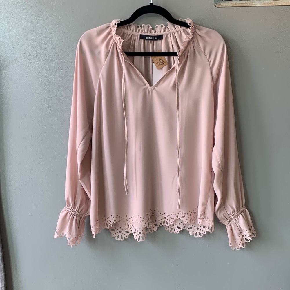 Blush Long balloon sleeve, laser cut out top